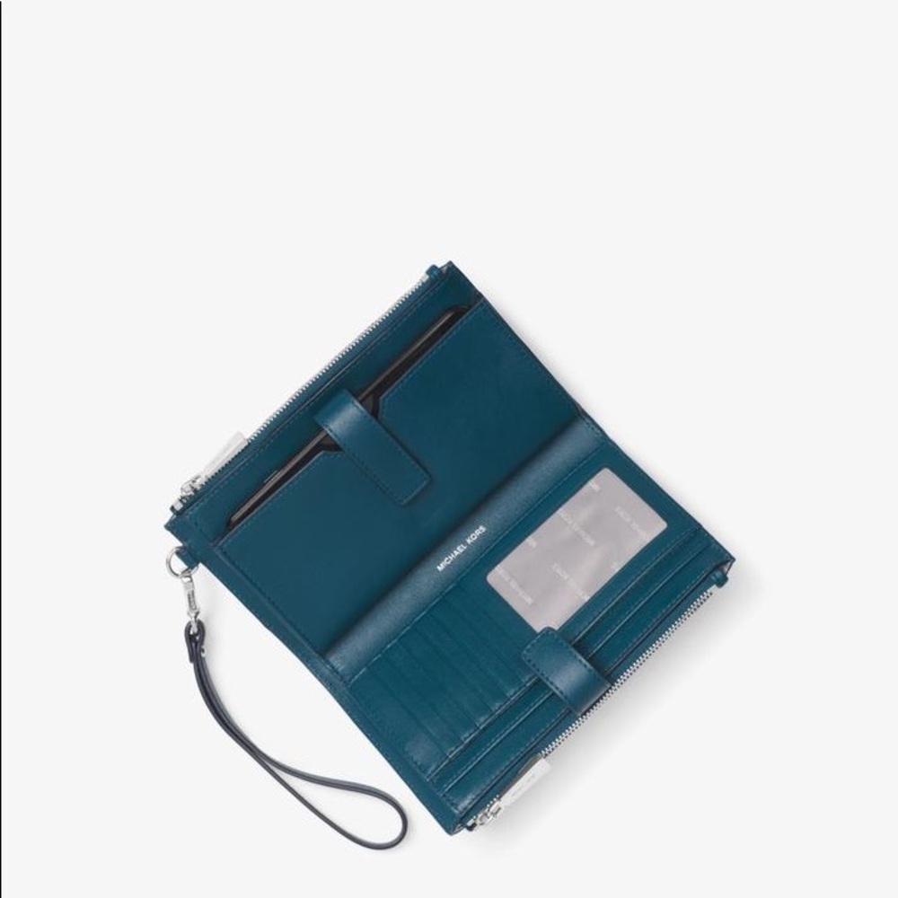 NWT MICHAEL KORS SMART PHONE WALLET - Picture 2 of 3